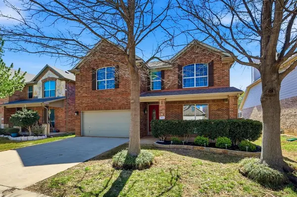 9724 Gessner Drive,  Fort Worth,  TX 76244