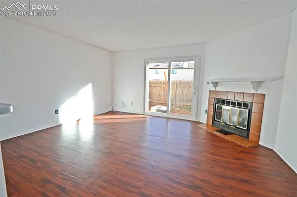 2438 Lexington Village LN, Colorado Springs, CO 80916