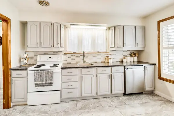 214 Riverplace CRES, Milton, ON L9T 1W5