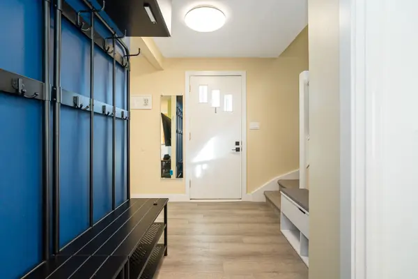 336 Poulin AVE, Britannia - Lincoln Heights And Area, ON K2B 5T8