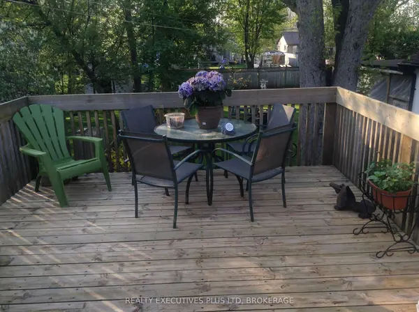 4020 Main ST, Niagara Falls, ON L2G 6B8