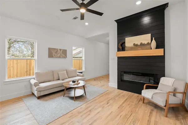 408 Matthew Street, Hillsboro, TX 76645