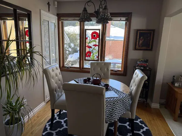 92 Dean AVE, Guelph, ON N1G 1L6