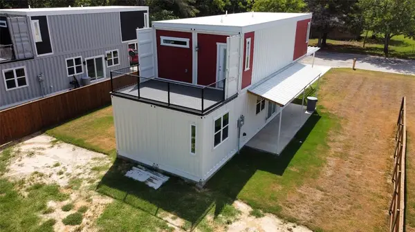 1228 Kennie Drive, Commerce, TX 75428