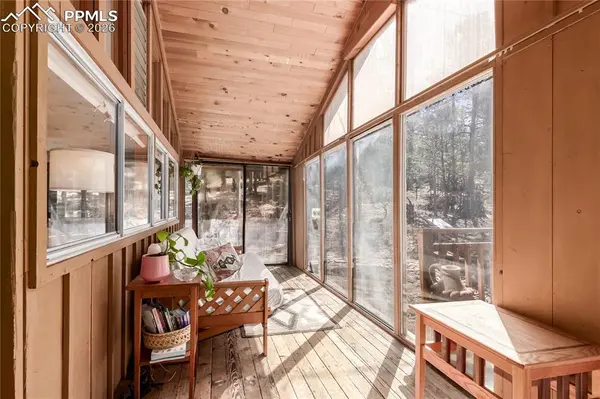 44 Anderson RD, Florissant, CO 80816