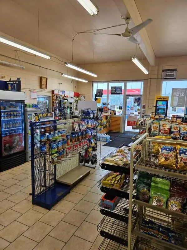 5212 50 AVE, Athabasca, AB T9S 1S8