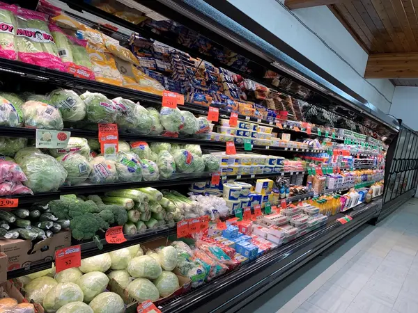 5020 50 ST, Evansburg, AB T0E 0T0