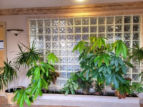 205 Browertown Rd, Woodland Park, NJ 07424