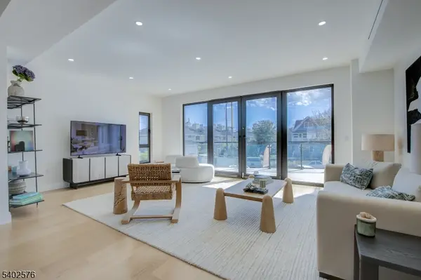 8 Seashore Drive, Long Branch City, NJ 07740