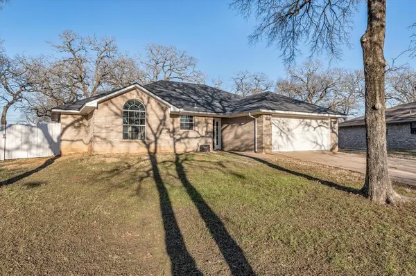 4339 Blackwell Street, Bellmead, TX 76705