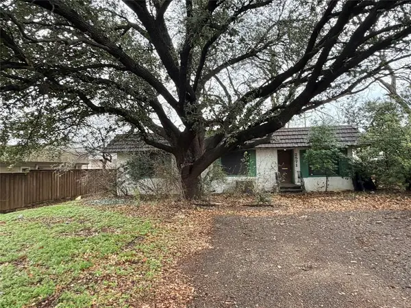 2571 Valley View Lane, Farmers Branch, TX 75234