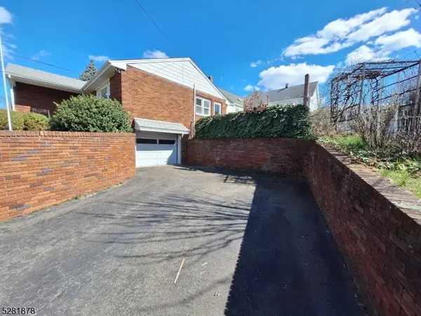 411 Lefferts St, South Amboy City, NJ 08879