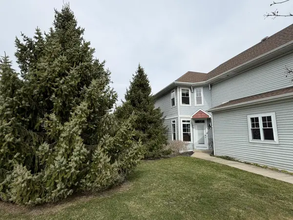 189 Mill Pond DR #7, Thornapple Twp, MI 49333