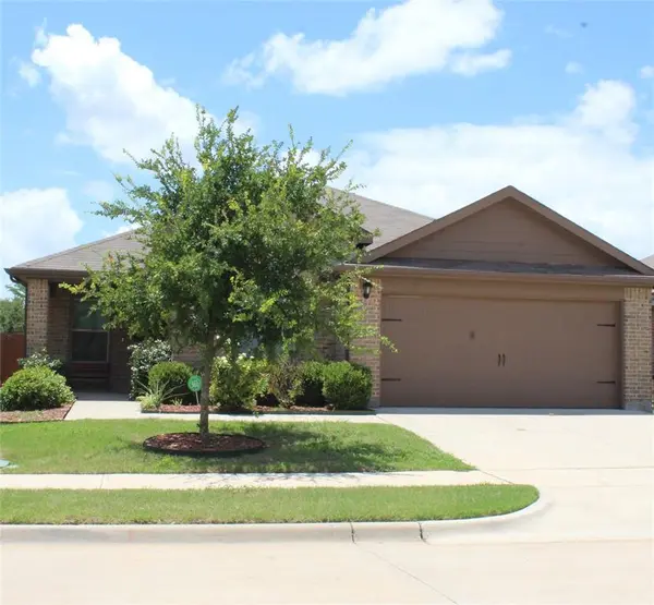 624 Yarborough Street, Crowley, TX 76036