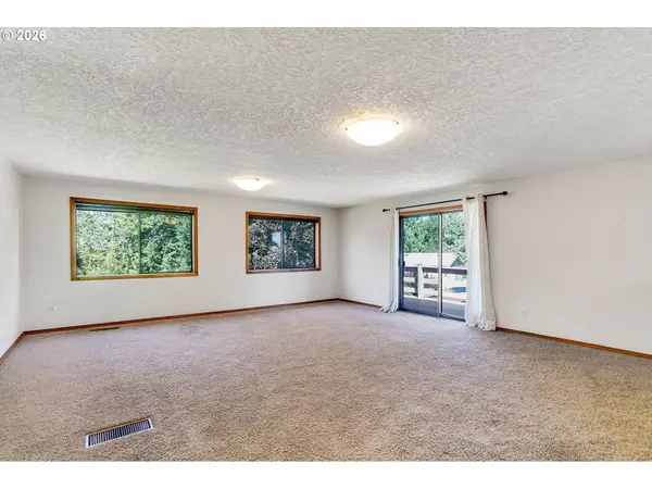 8748 ENCLID ST, Salem, OR 97305