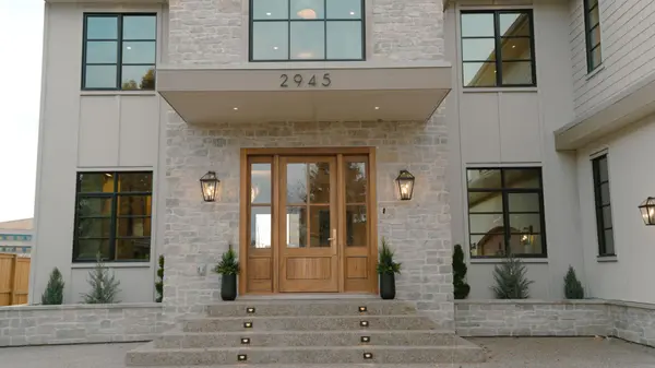 2945 Toronto CRES NW, Calgary, AB T2N 3W4