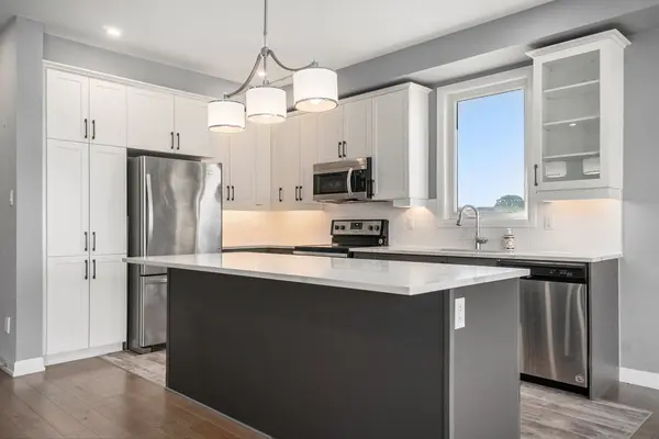 67 Christie ST, Carleton Place, ON K7C 0P5