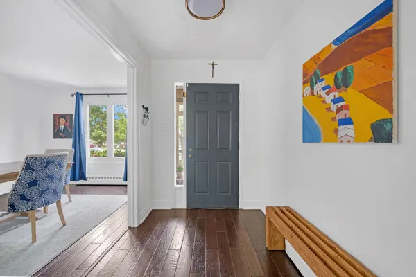 361 Hickling TRL, Barrie, ON L4M 6A4