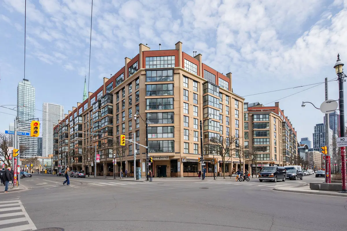 35 Church ST #202, Toronto C08, ON M5E 1T3