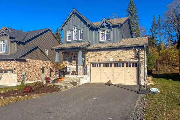 12 Braeside CRES, Huntsville, ON P1H 0C5