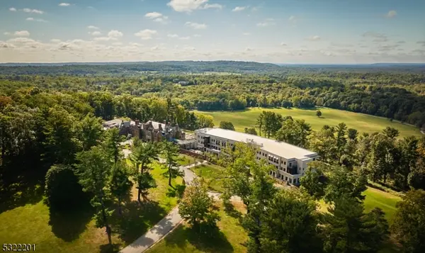 45 Abby Rd Pendry Natirar, Peapack Gladstone Boro, NJ 07977