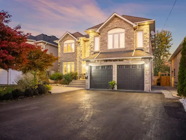 1789 Pine Grove AVE, Pickering, ON L1V 1K7