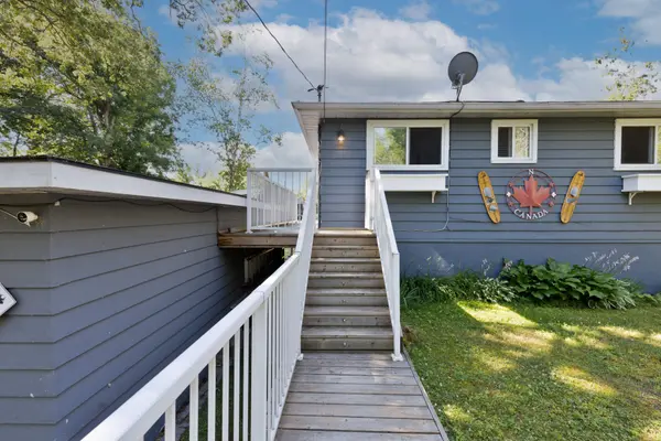 46 Forest Harbour Pkwy, Tay, ON L0K 2C0