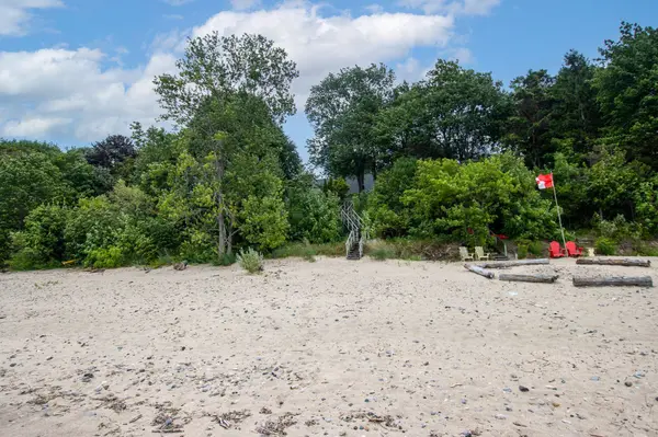 71247 Elizabeth ST, Bluewater, ON N0M 1N0