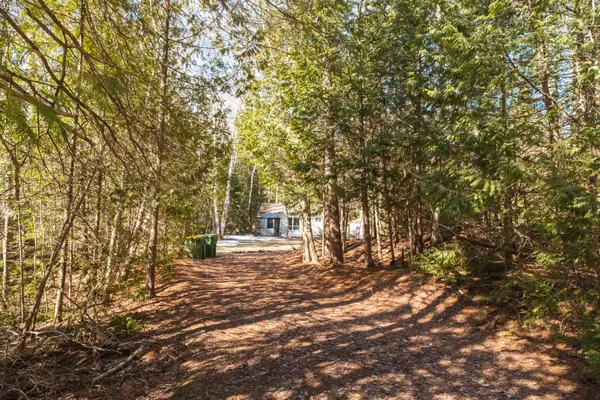 49 Thompson AVE, Native Leased Lands, ON N0H 2G0