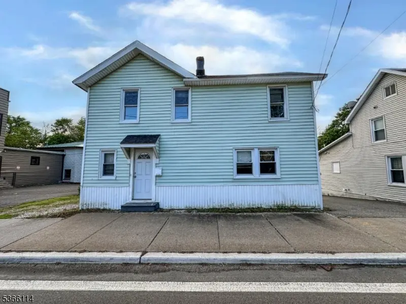 748 Ringwood Ave, Wanaque Boro, NJ 07465