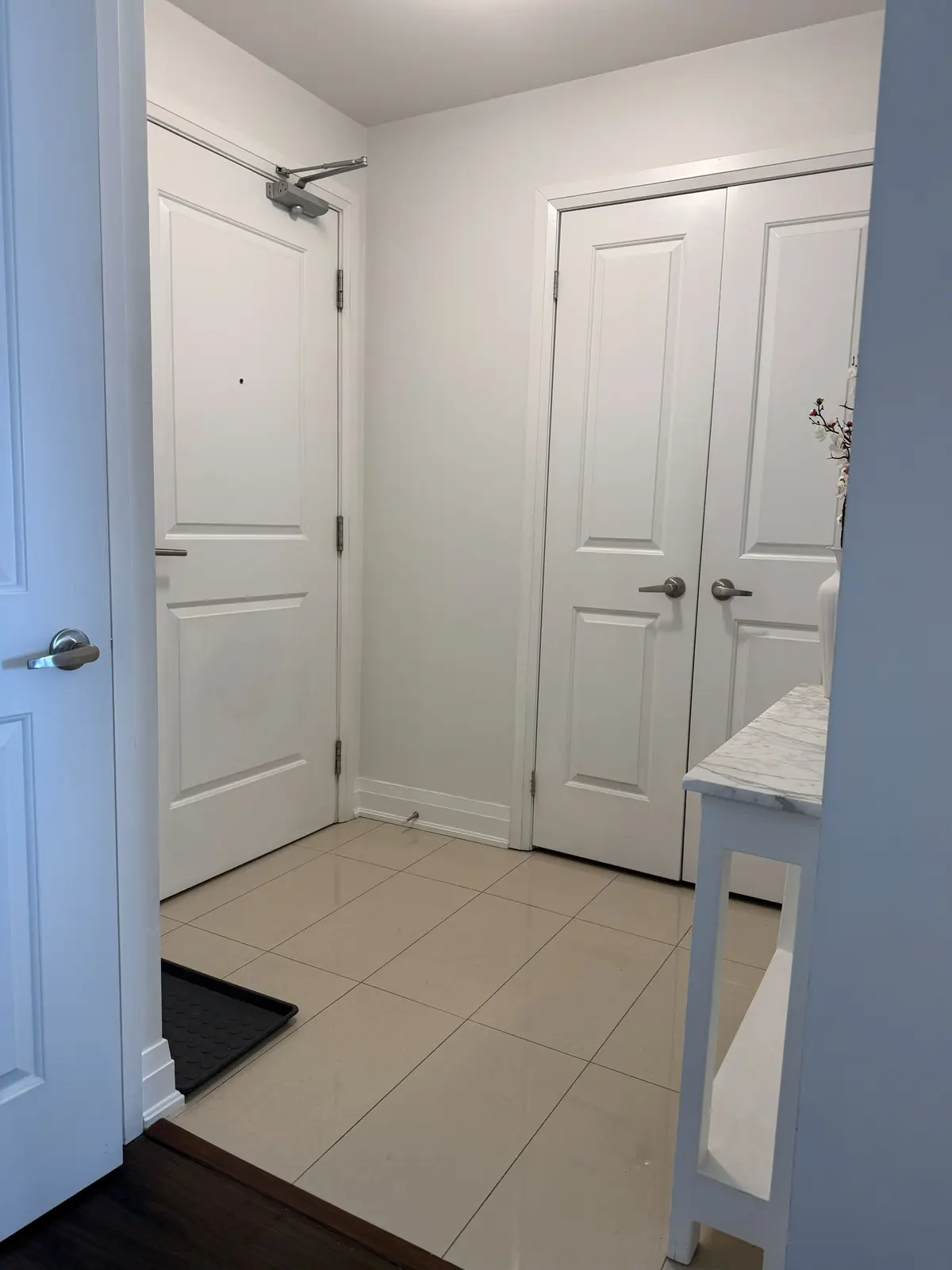 24 Woodstream BLVD #513, Vaughan, ON L4L 8C4