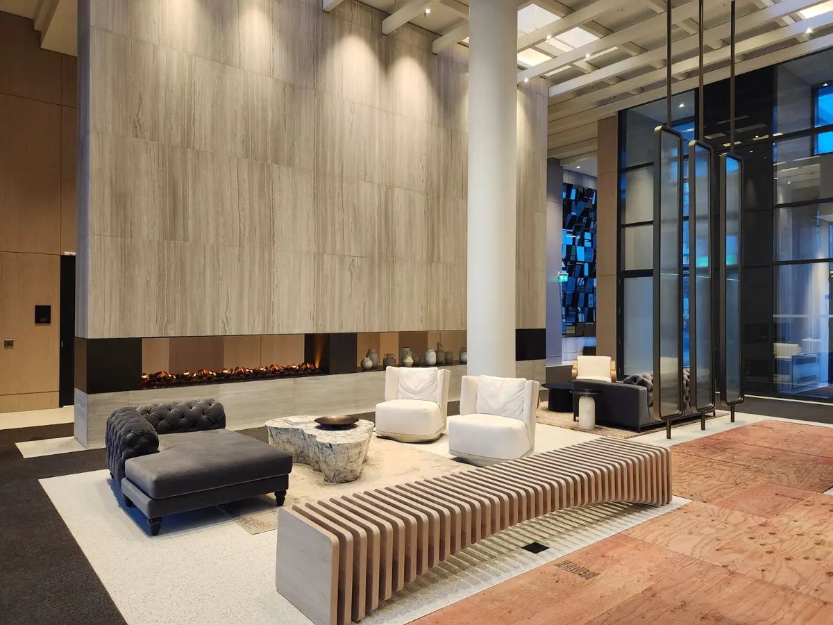 195 Commerce ST #712, Vaughan, ON L4K 5Z7