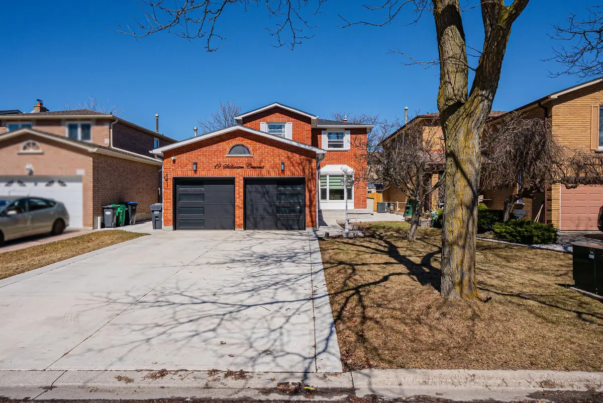 19 Stillwater CRES, Brampton, ON L6X 3K6