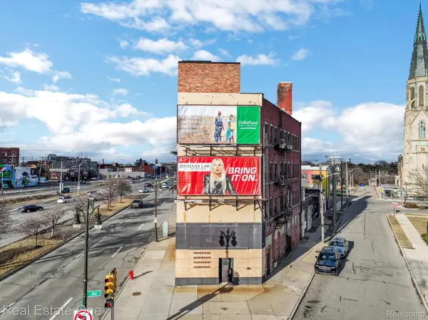 1528 GRATIOT AVE, Detroit, MI 48207