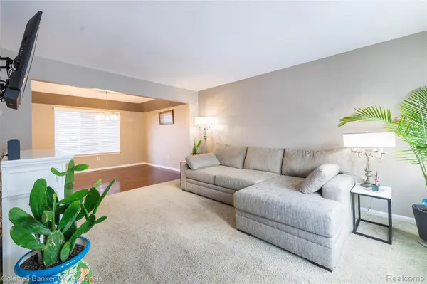 60628 S Lyon TRL, Lyon Charter Township, MI 48178