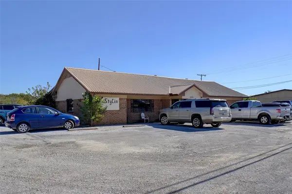 1804 Chico Highway, Bridgeport, TX 76426