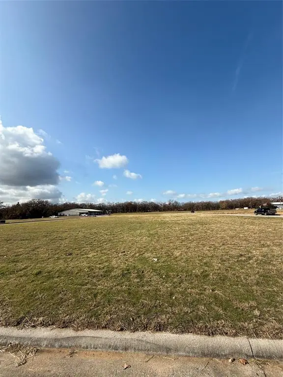 TBD Center Court Drive, Bridgeport, TX 76426