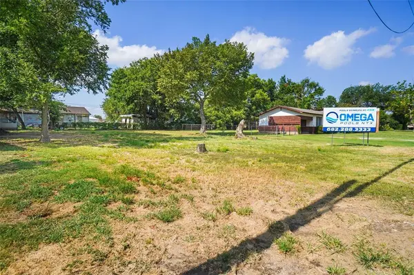 313 W Highway 199, Springtown, TX 76082