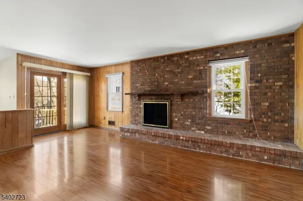 9 Killdeer Dr, Allamuchy Twp., NJ 07840