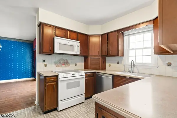 9 Killdeer Dr, Allamuchy Twp., NJ 07840