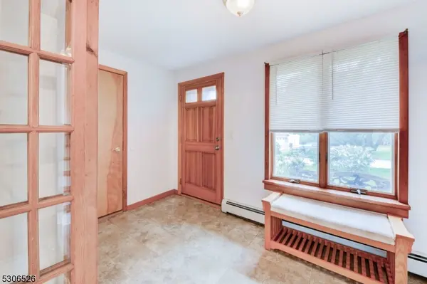 27 Cleveland Ter, West Orange Twp., NJ 07052