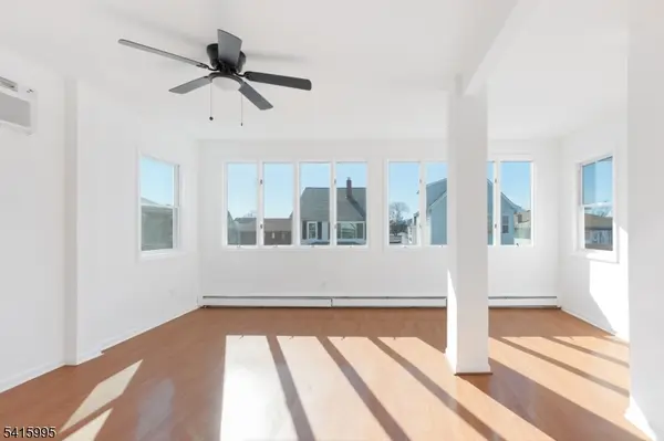 118 Ray St, Garfield City, NJ 07026