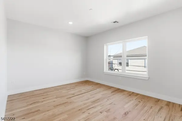 34 Elizabeth Ave #1, Newark City, NJ 07108