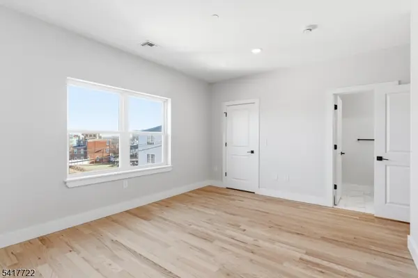 34 Elizabeth Ave #1, Newark City, NJ 07108