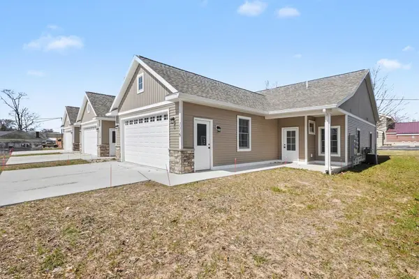 116 E Sheridan ST, Fremont, MI 49412