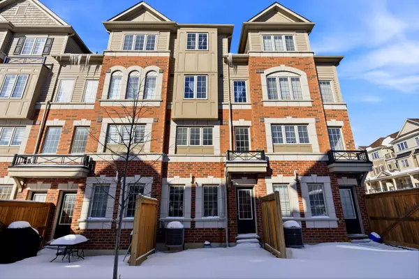 33 Foal PATH #256, Oshawa, ON L1L 0L2