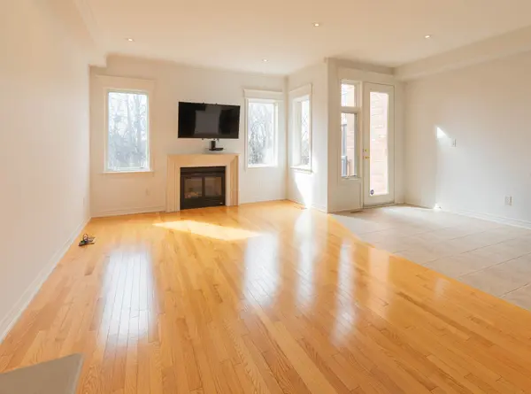 73 Southvale DR, Vaughan, ON L6A 0Y6