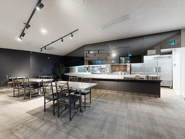 3390 South Service RD #100, 103, Burlington, ON L7N 3J5