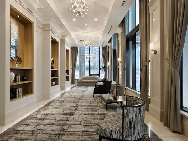 36 Elm DR W #1801, Mississauga, ON L5B 1L9