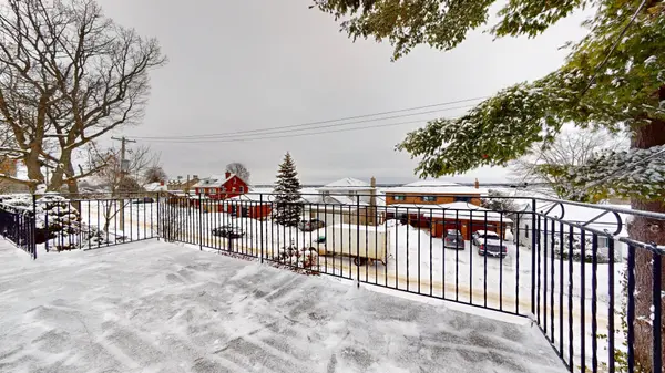 40 Jessie ST, Brockville, ON K6V 3M8